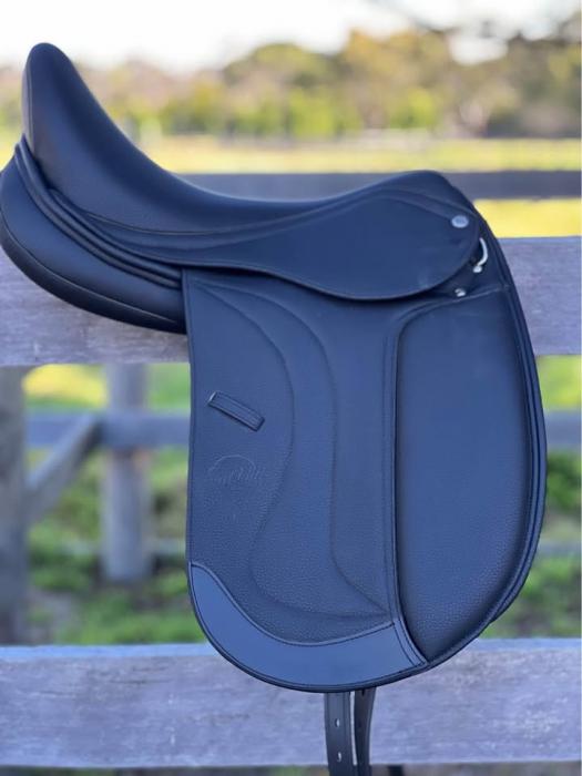 Syd Hill Amata Dressage Saddle 16.5inch